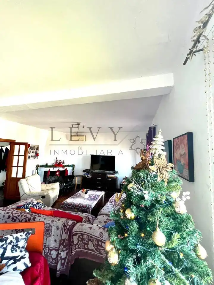Sala d'estar de Casa o xalet en venda en Torremolinos amb Calefacció, Jardí privat i Terrassa
