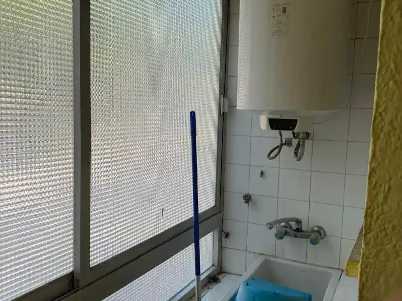 Terrassa de Pis en venda en  Granada Capital amb Aire condicionat i Balcó