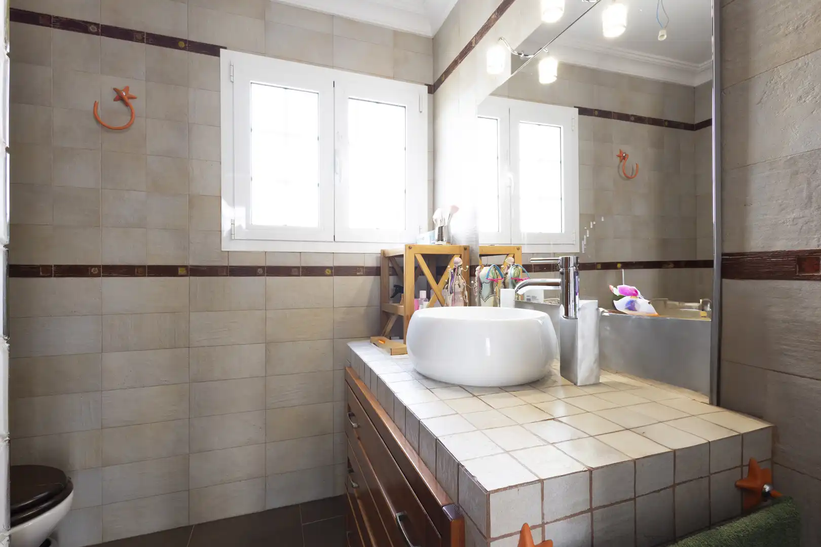Badezimmer von Haus oder Chalet zum Verkauf in Candelaria mit Privatgarten, Terrasse und Abstellraum
