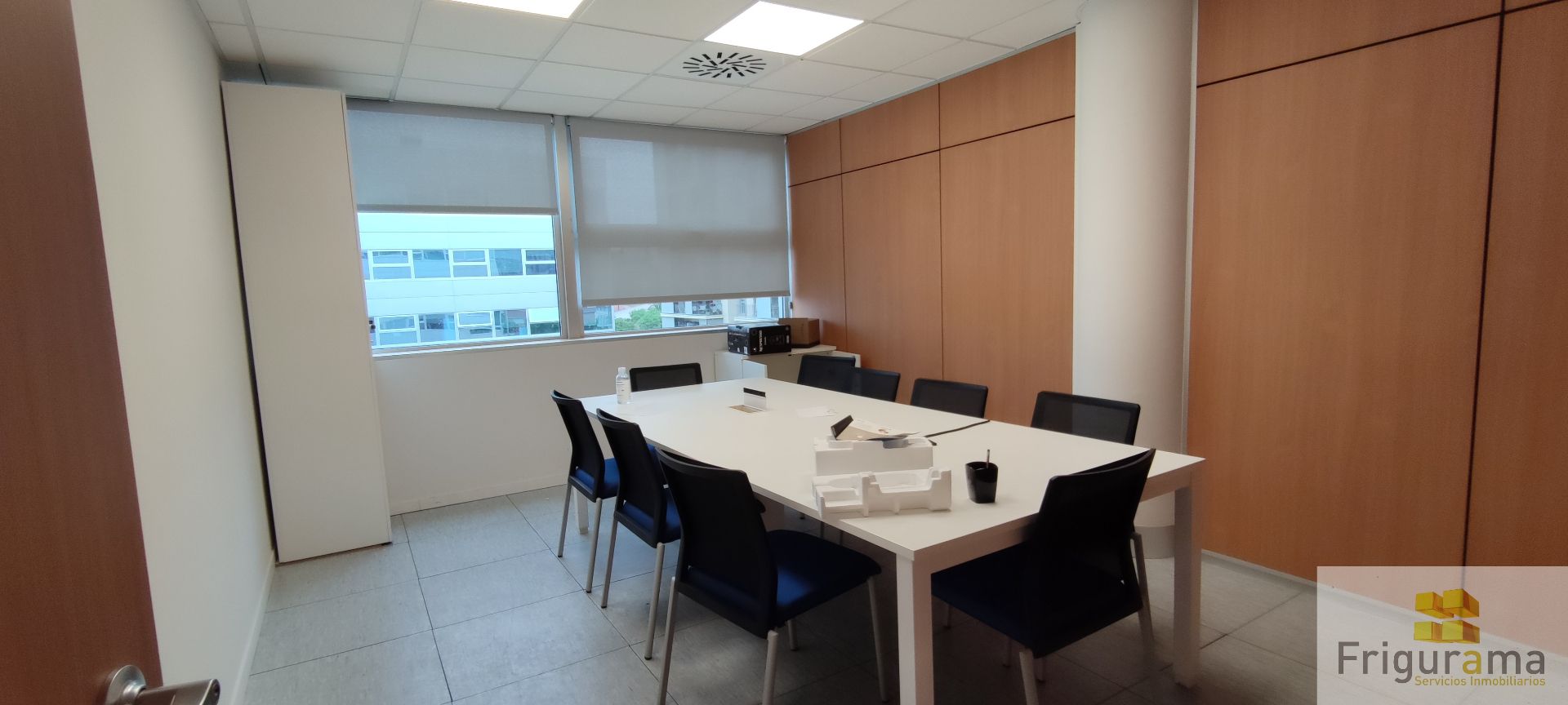 Office to rent in Sant Joan Despí  with Air Conditioner, Terrace and Balcony