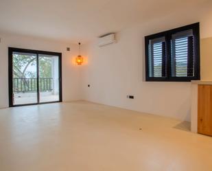 Living room of Apartment for sale in Sant Josep de sa Talaia  with Air Conditioner, Heating and Terrace