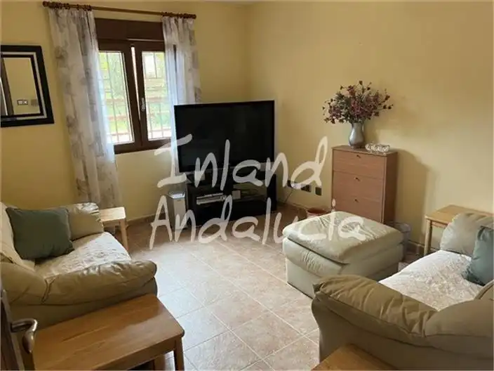 Sala de estar de Casa adosada en venta en Alcalá la Real con Terraza y Internet