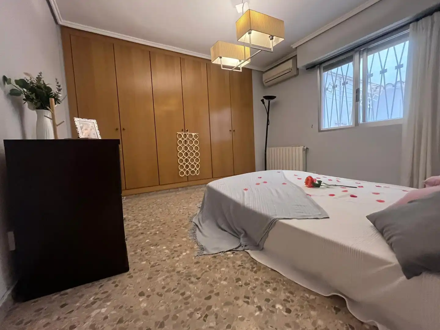 Habitación de Piso en venta en La Pobla de Farnals con Terraza, Horno y Balcón