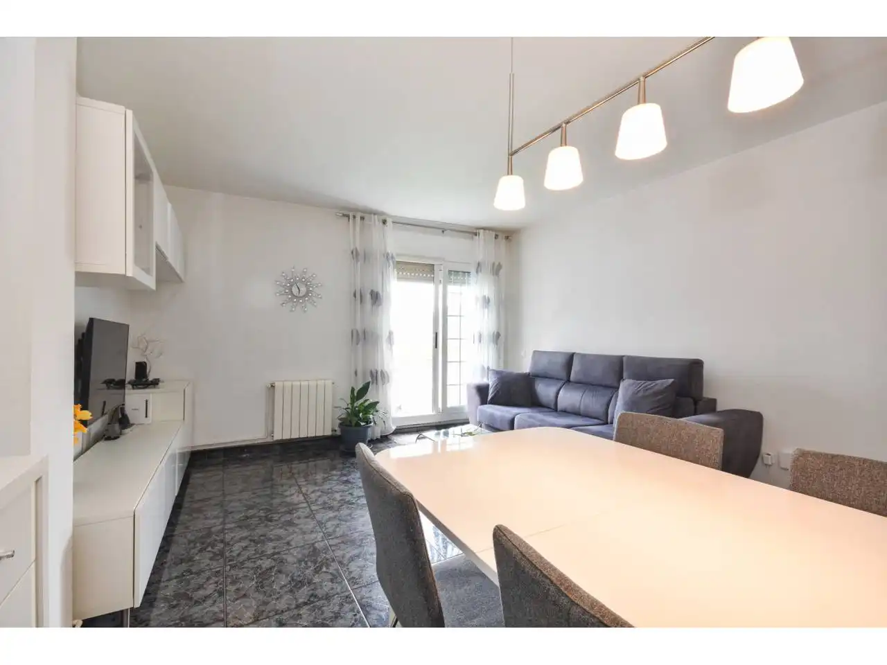 Sala de estar de Piso en venta en Montcada i Reixac con Calefacción y Terraza