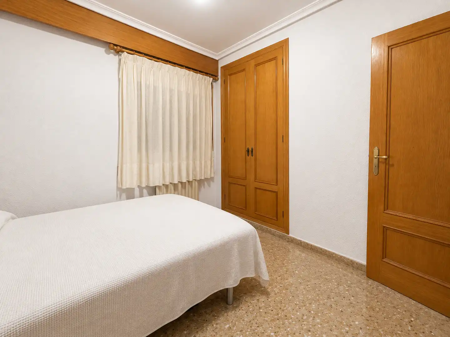 Bedroom of Flat for sale in Patraix
