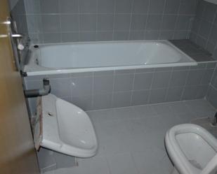 Bathroom of Garage for sale in Horcajo de Santiago