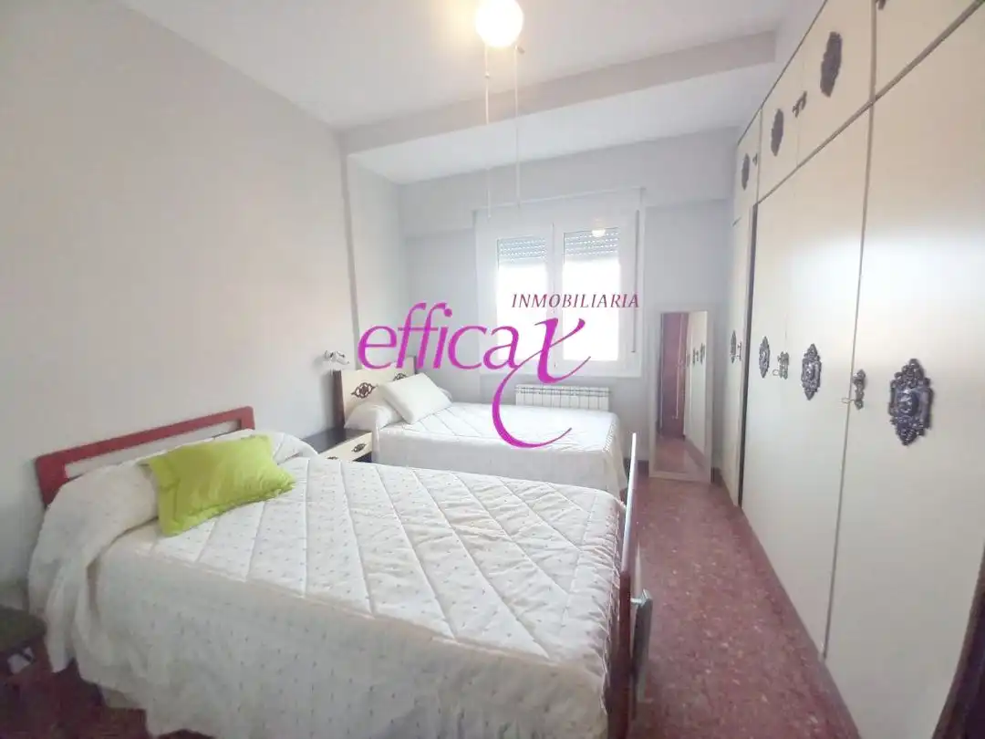 Habitación de Piso en venta en Torrijos con Calefacción