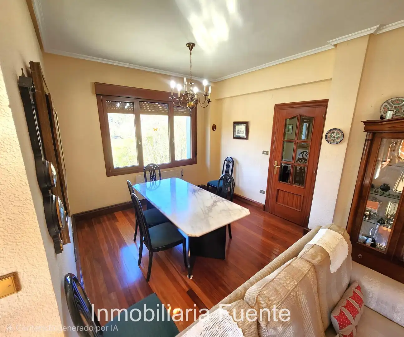 Comedor de Casa o chalet en venta en Zalla  con Calefacción, Jardín privado y Terraza