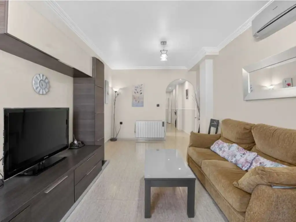 Apartamento con ascensor en venta en Calle Campoamor, imagen 5