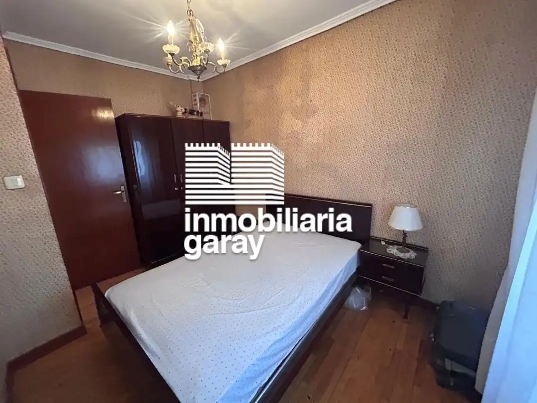 Habitación de Piso en venta en Medina de Pomar con Amueblado