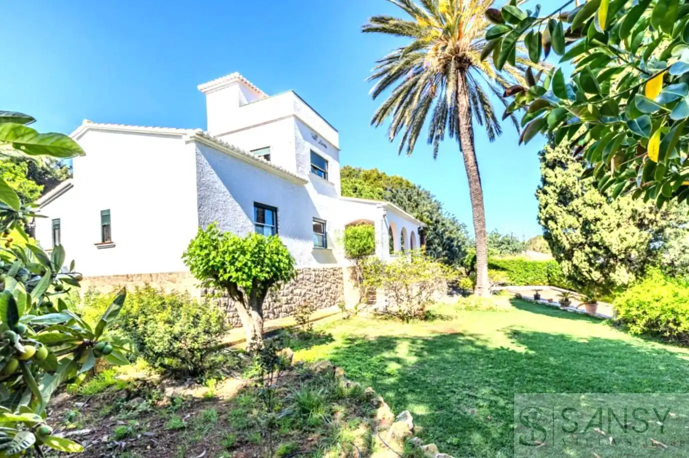 Houses for sale in Las Rotas / Les Rotes