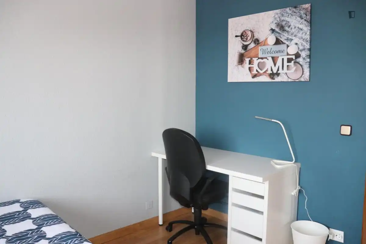 Habitació a Caballería Española