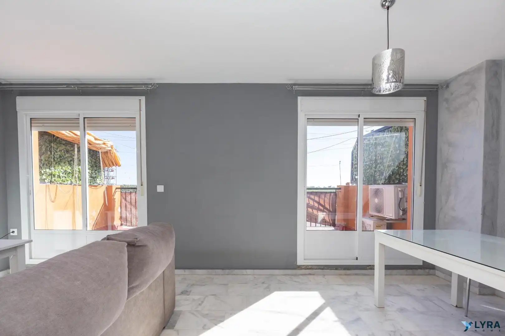 Sala de estar de Dúplex en venta en Pilas con Terraza