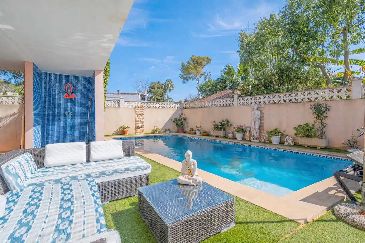 Swimming pool of Houses for sale in Calvià  with Air Conditioner, Heating and Private garden