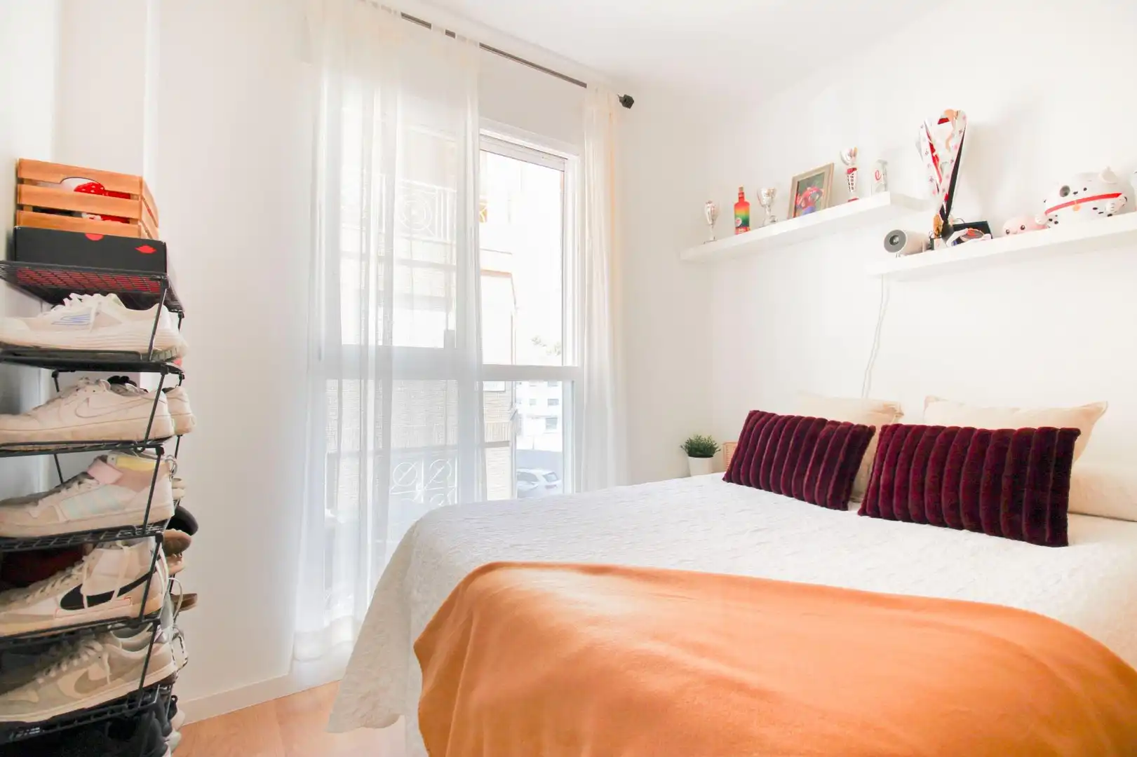 Schlafzimmer von Wohnung zum Verkauf in Benaguasil mit Klimaanlage und Alarm