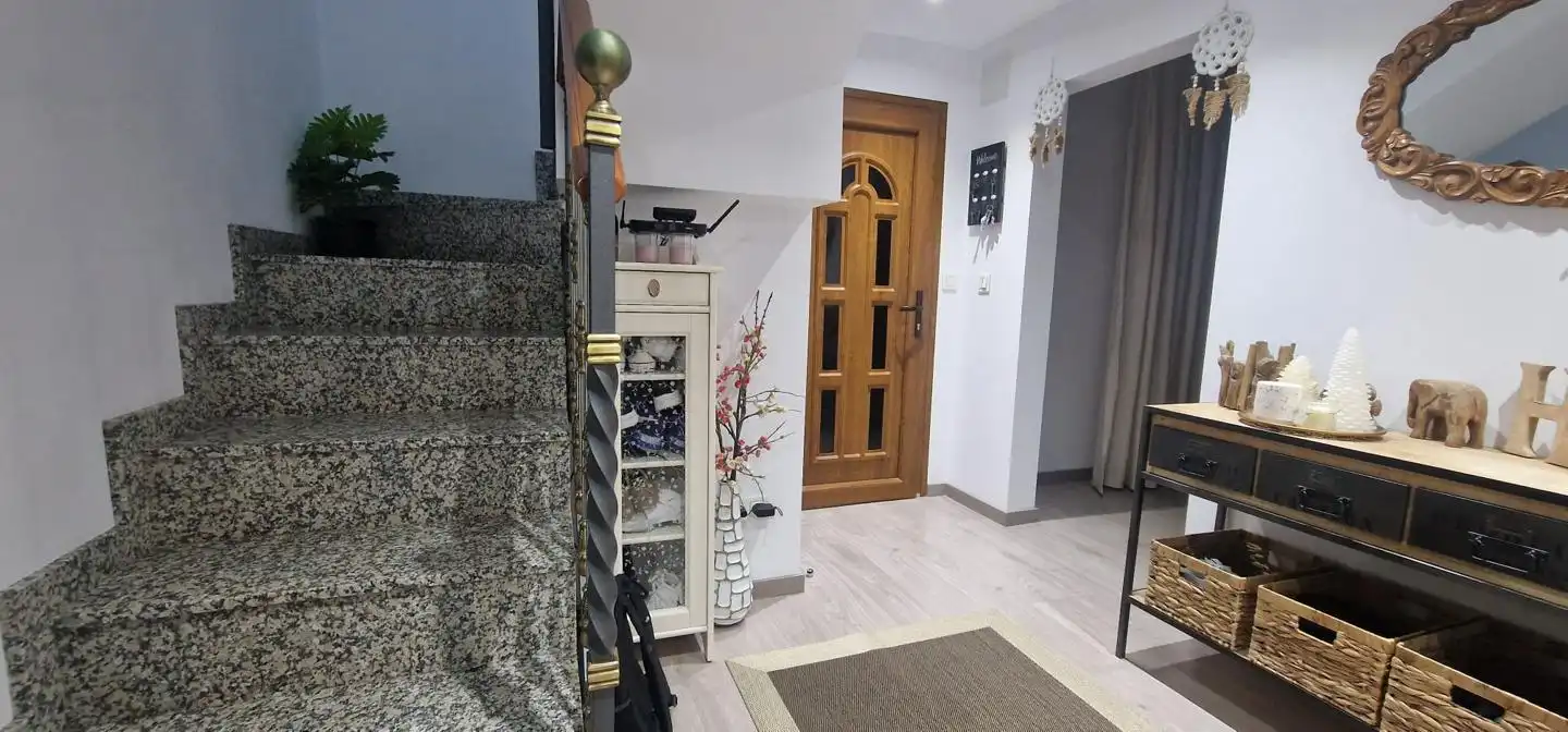 Casa o xalet en venda en Cadrete amb Aire condicionat, Calefacció i Jardí privat