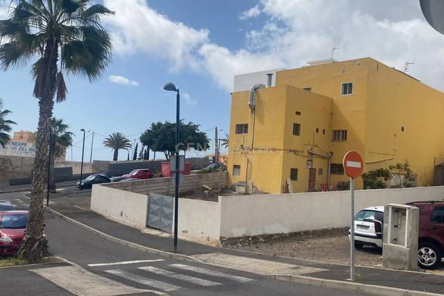 Terreno residencial en Venta en Calle Paraguay & Calle Isla de Cuba San Isidro, Sa, -1 en San Isidro