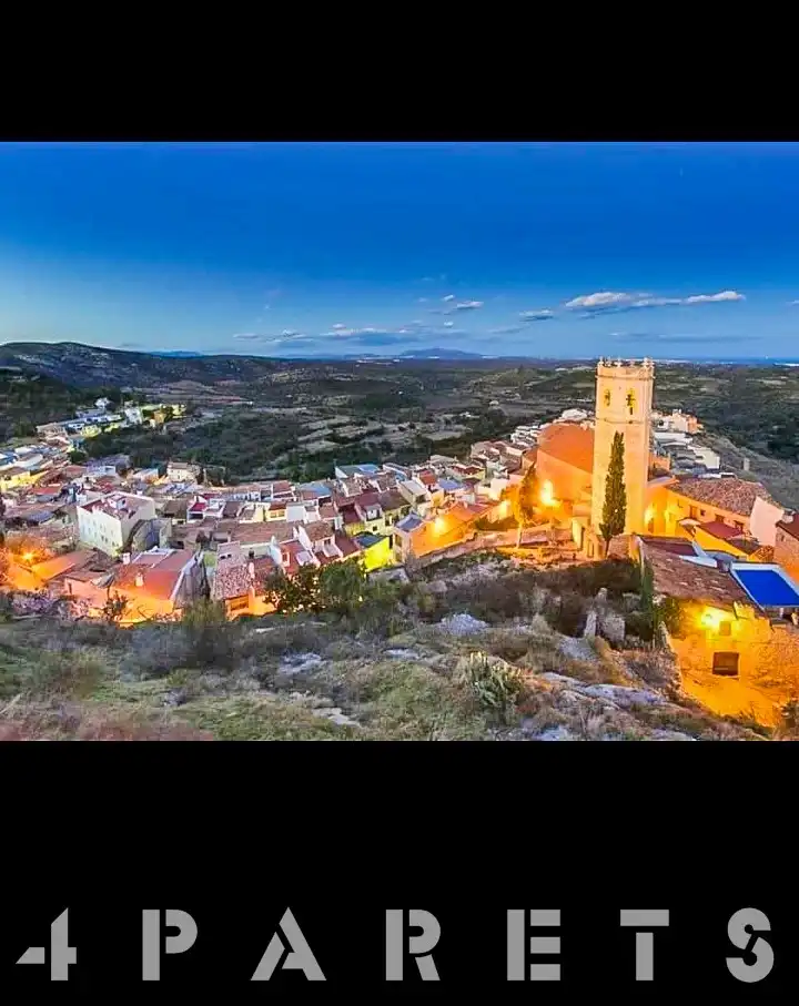 Vista exterior de Casa adosada en venta en Cervera del Maestre con Terraza, Trastero y Horno