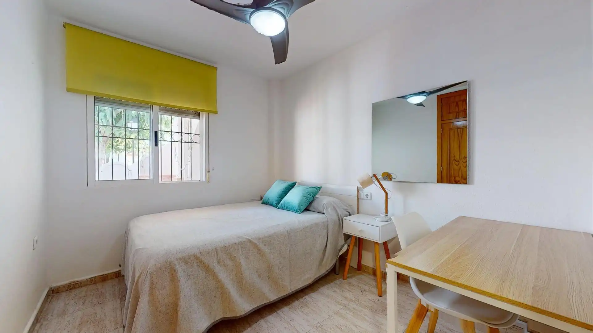 Dormitori de Casa o xalet en venda en Pilar de la Horadada amb Aire condicionat, Terrassa i Traster