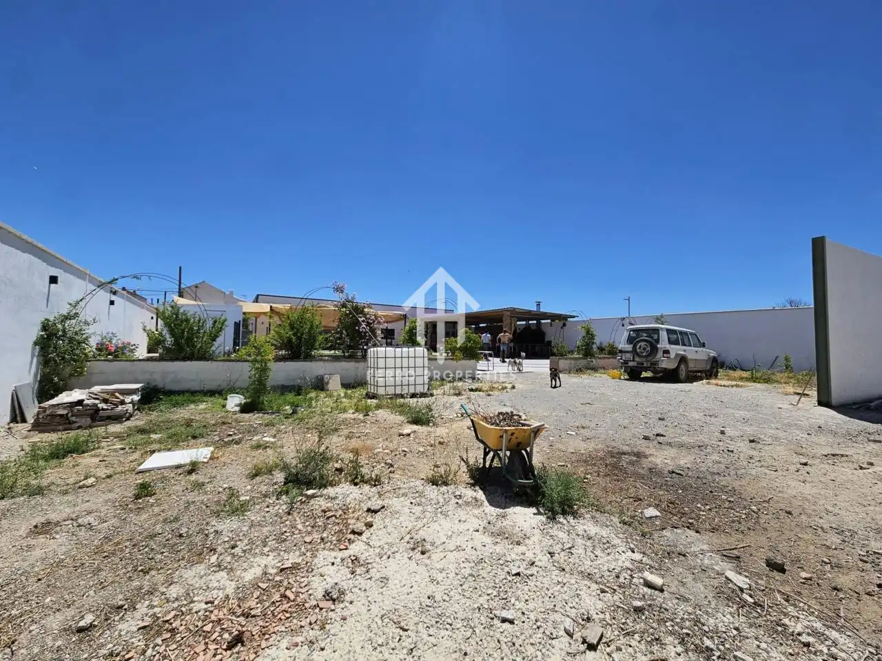 Local en venta en Chimeneas con Aire acondicionado