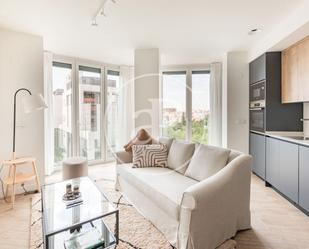 Living room of Flat to rent in  Madrid Capital  with Air Conditioner, Heating and Terrace