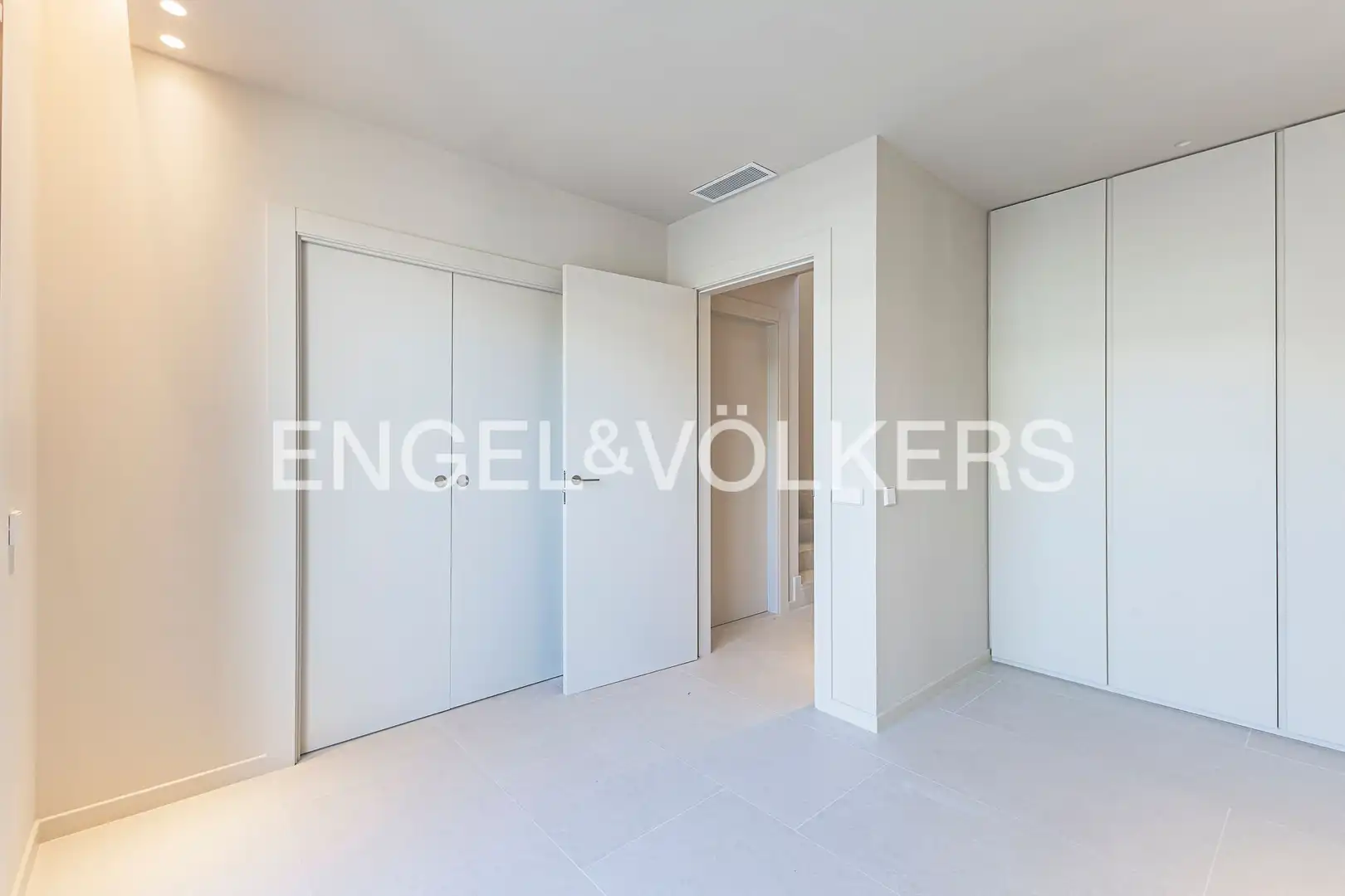 Houses for sale in Sitges  with Air Conditioner, Heating and Private garden