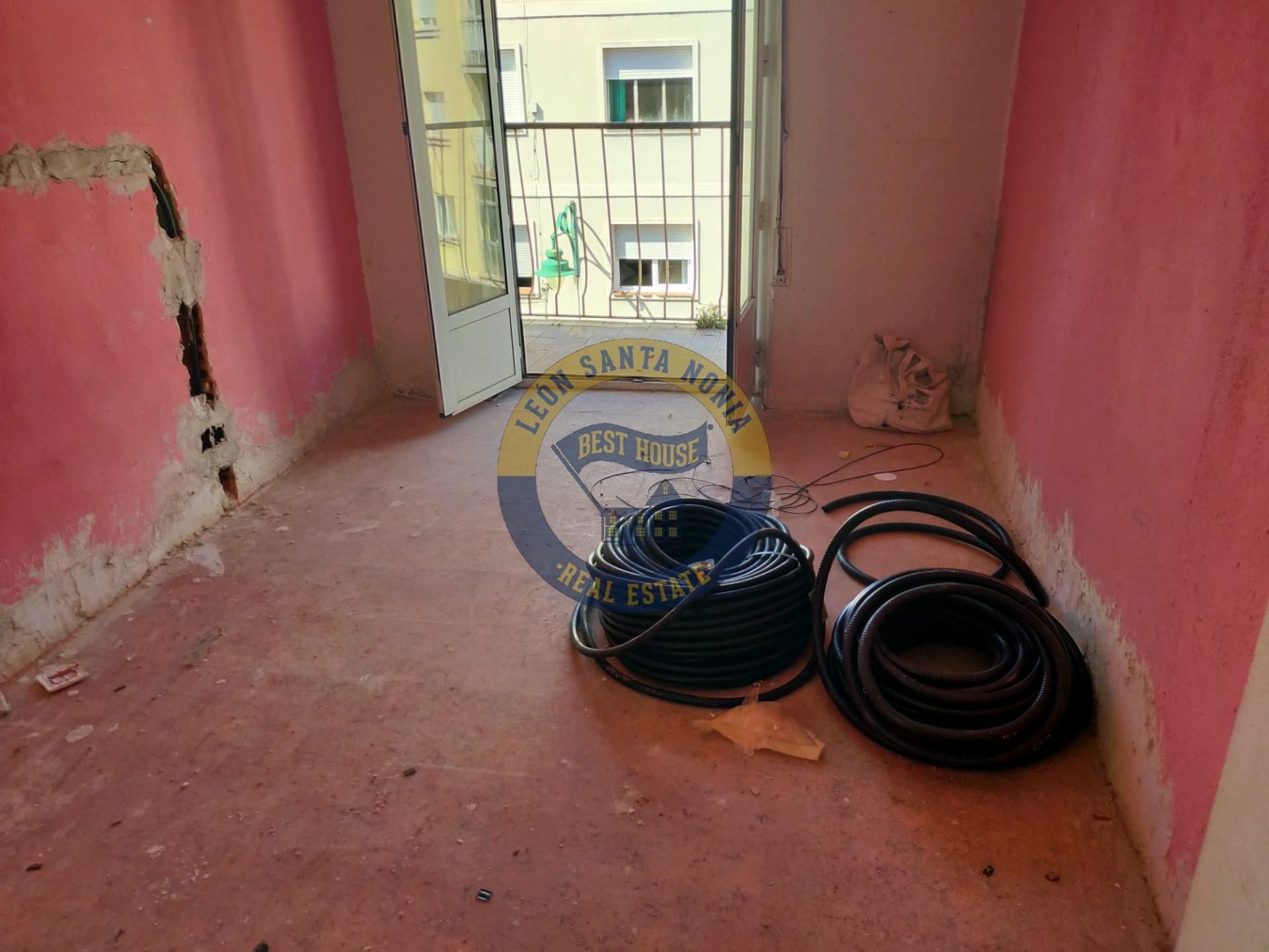 Piso en venta en León Capital 