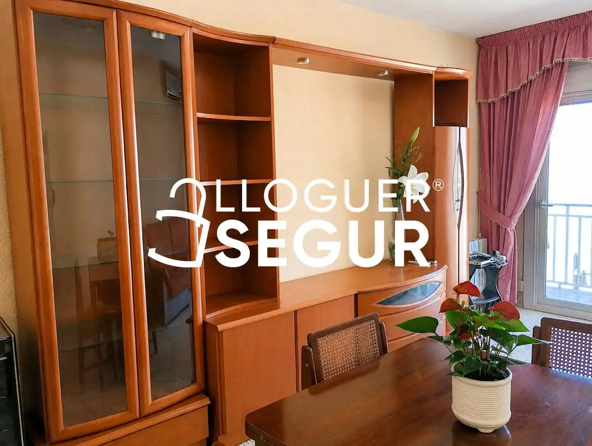 Dachboden zur Miete in El Prat de Llobregat mit Heizung, Terrasse und Möbliert