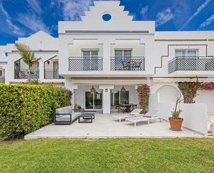 Exterior view of Single-family semi-detached for sale in Marbella  with Air Conditioner