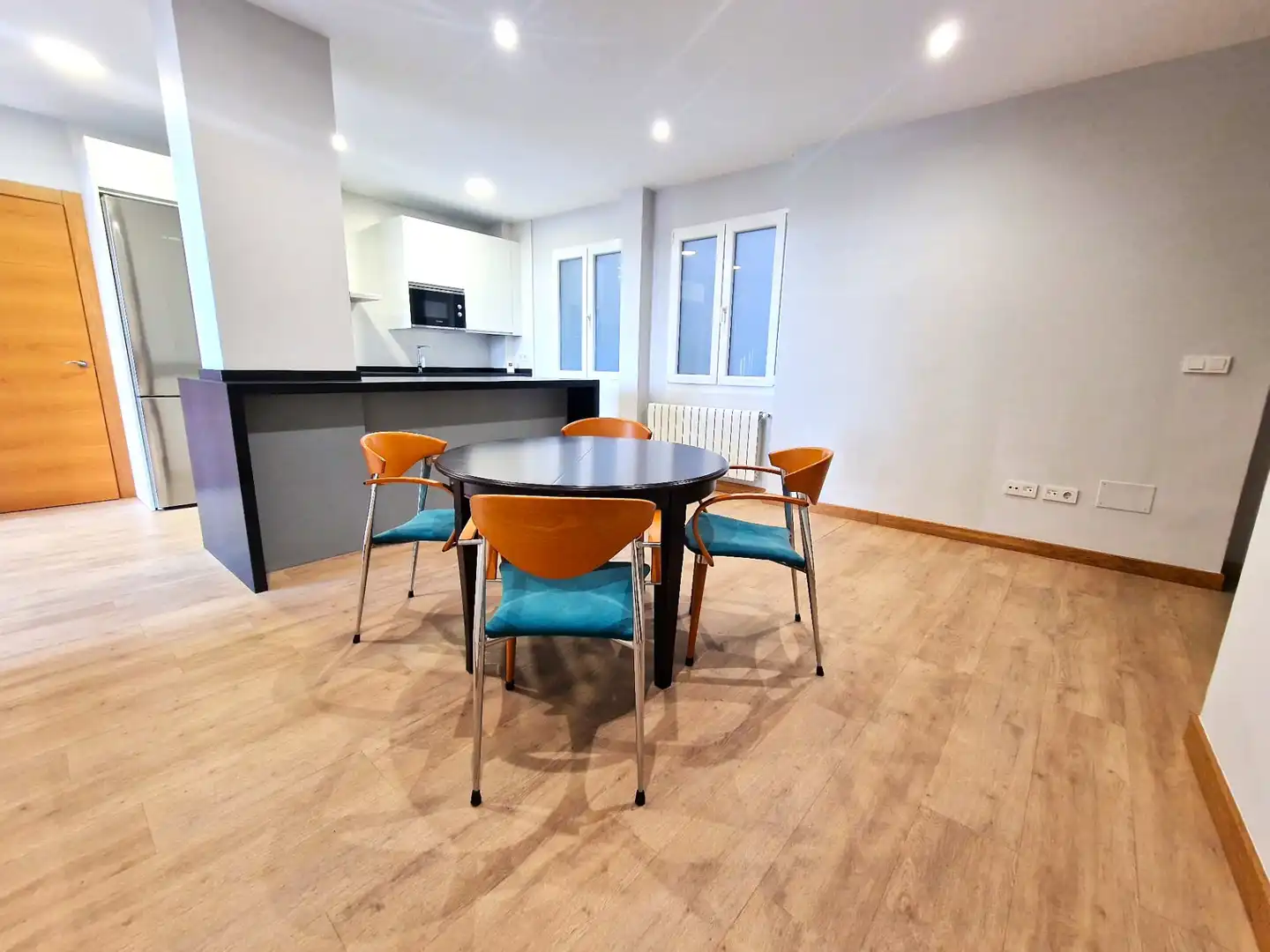Comedor de Piso de alquiler en Santander con Calefacción, Amueblado y Horno