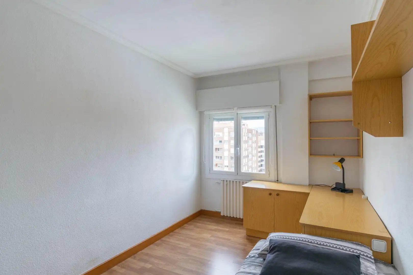 Habitación de Piso en venta en  Pamplona / Iruña con Calefacción, Amueblado y Balcón
