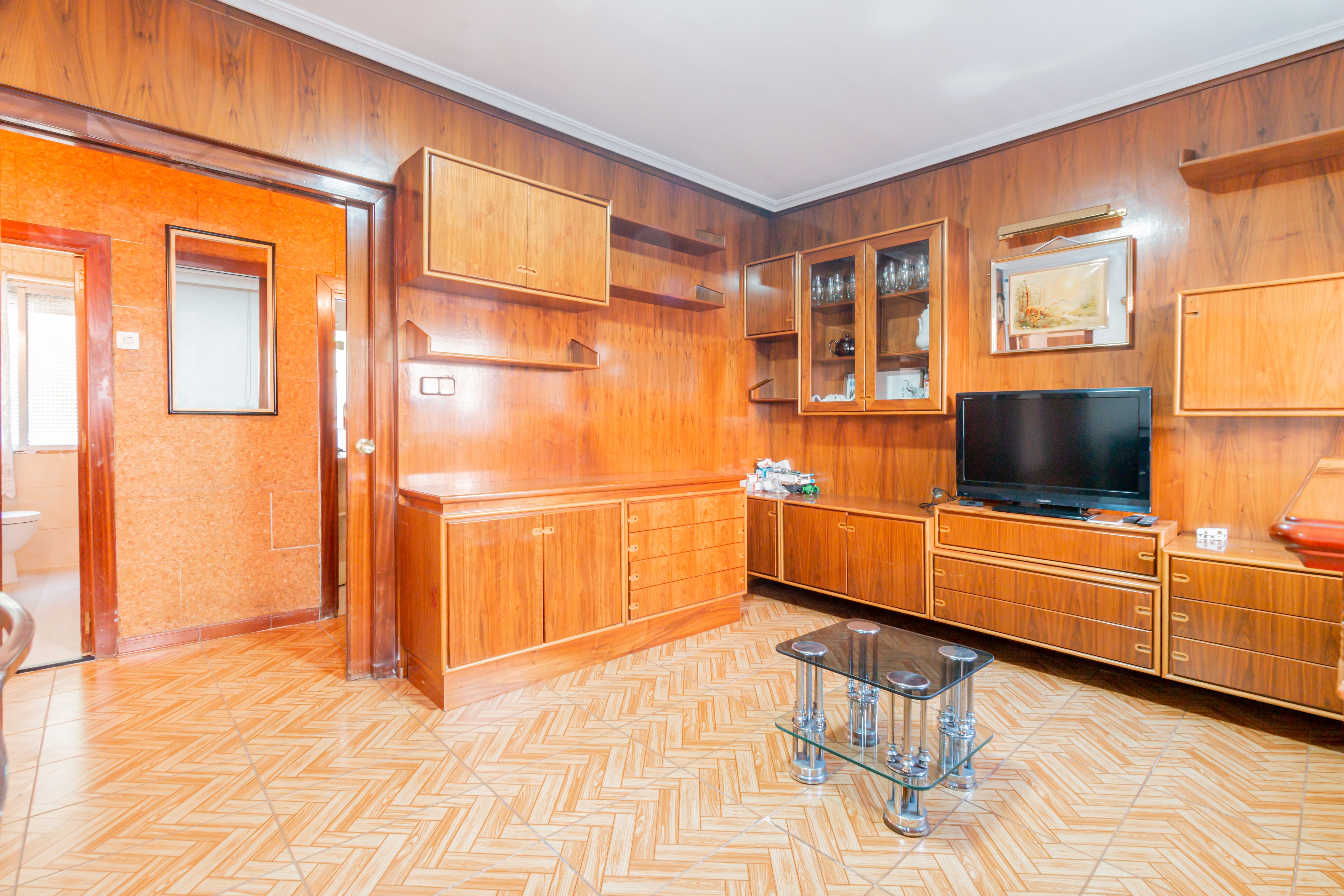 Sala d'estar de Pis en venda en  Madrid Capital amb Calefacció i Terrassa