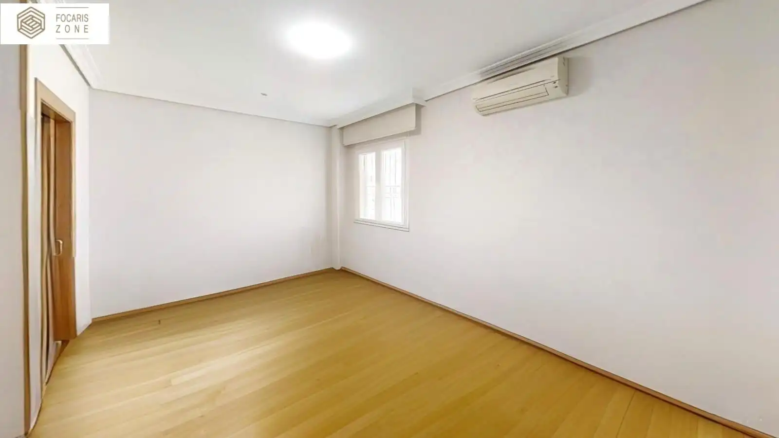 Habitación de Piso en venta en Málaga con Aire acondicionado, Terraza y Trastero