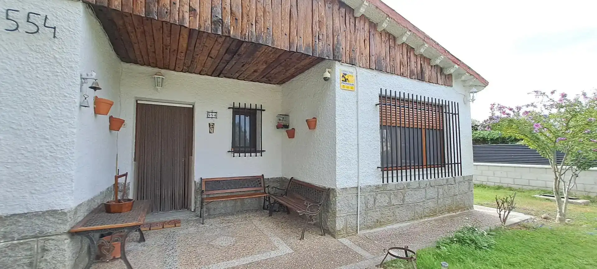 Vista exterior de Piso en venta en Maello con Jardín privado, Trastero y Microondas