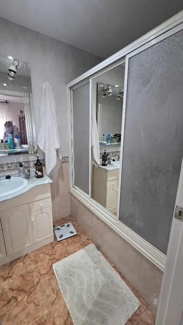 Bathroom of Detached homes for sale in Úbeda  with Air Conditioner, Heating and Private garden