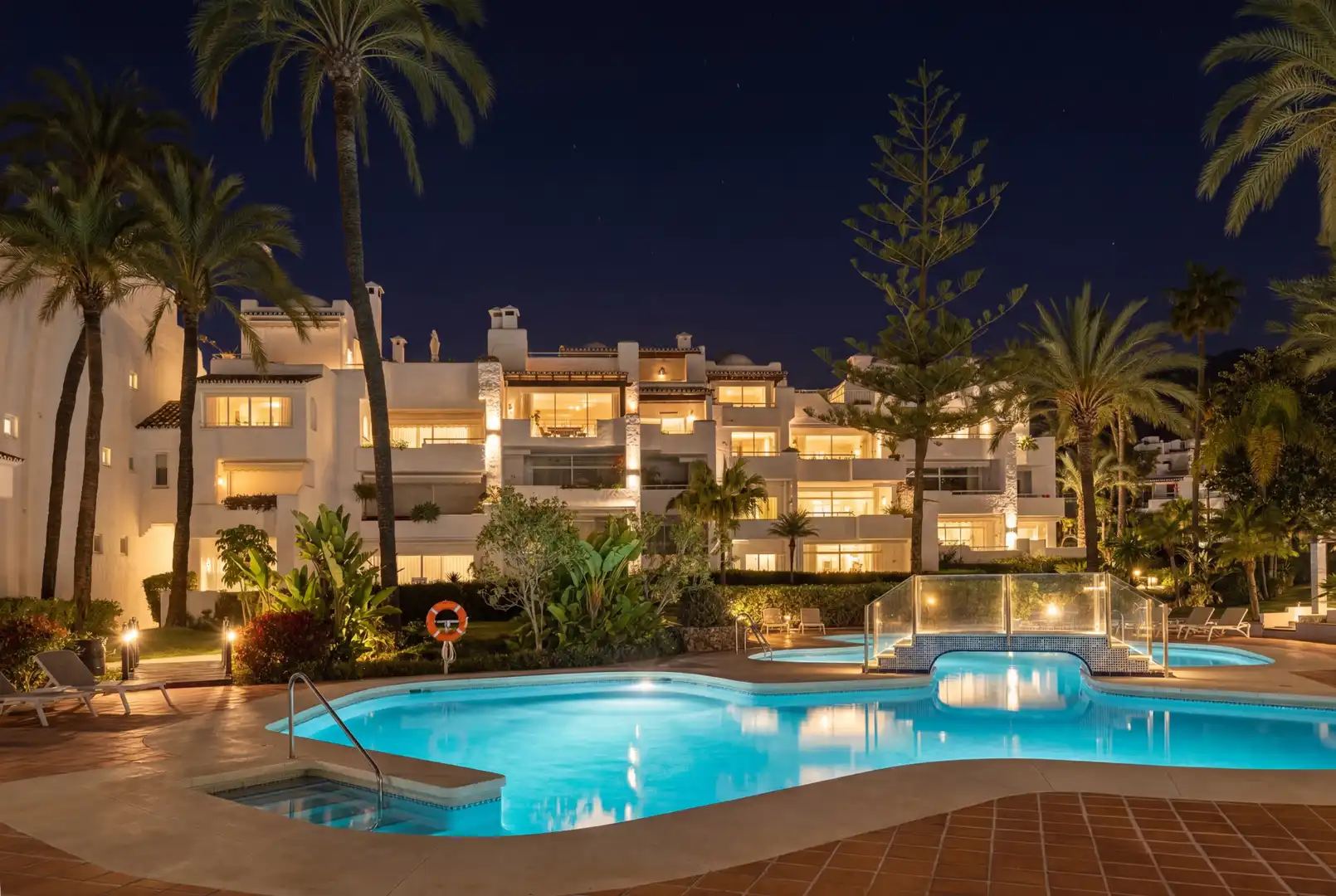 Exterior view of Attic for sale in Marbella  with Air Conditioner, Heating and Terrace