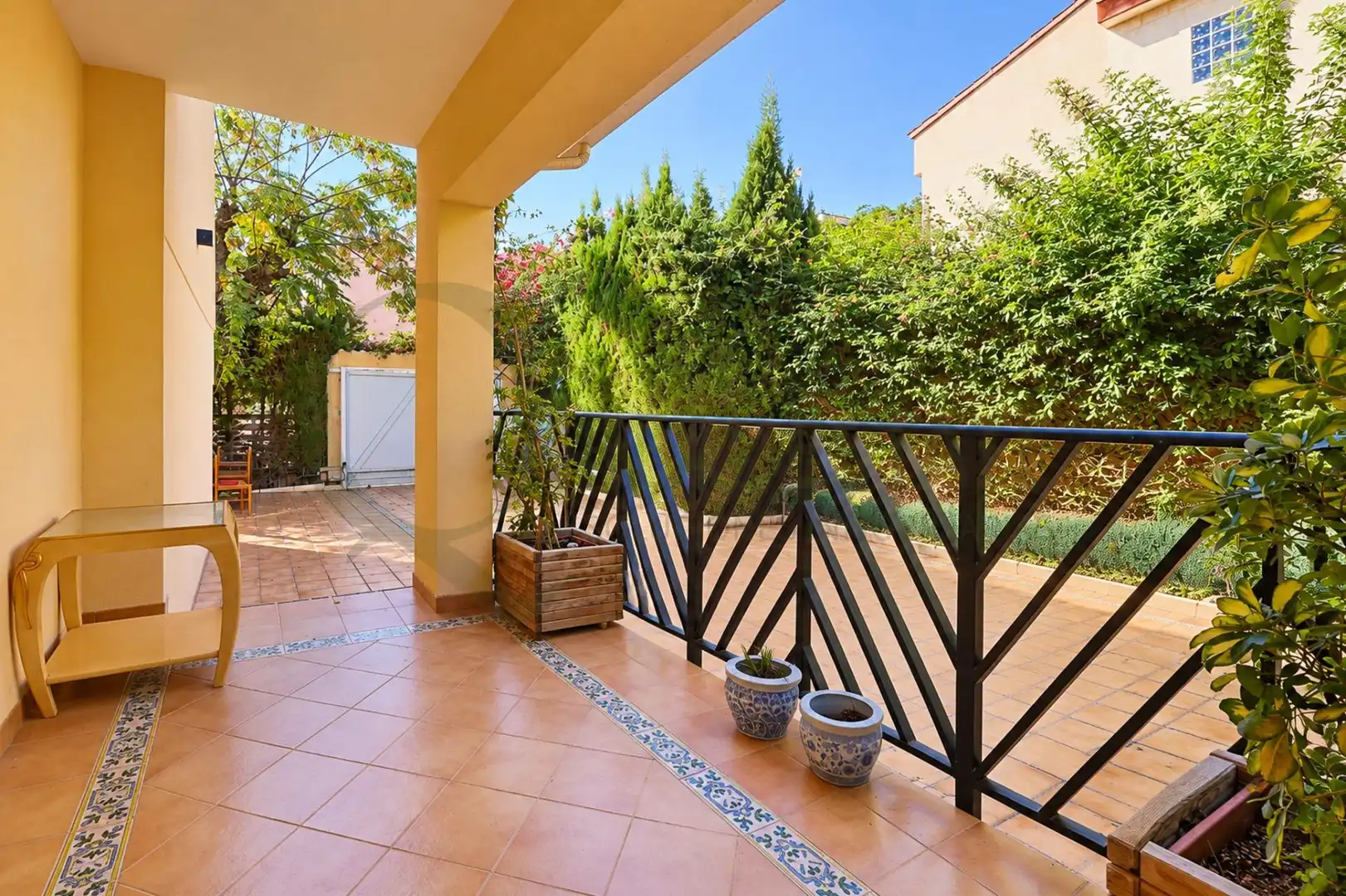 Terrasse von Haus oder Chalet zum Verkauf in Alicante / Alacant mit Klimaanlage, Heizung und Privatgarten