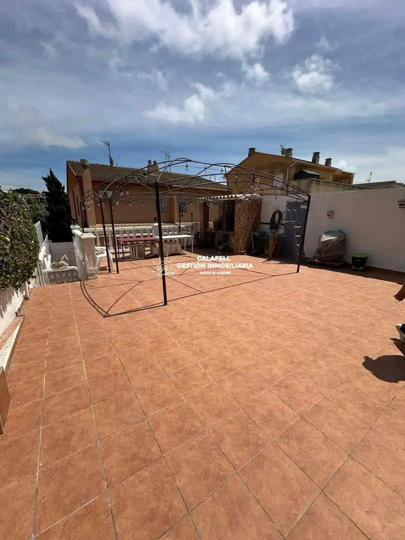 Terraza de Casa o chalet en venta en Calafell con Aire acondicionado, Jardín privado y Terraza