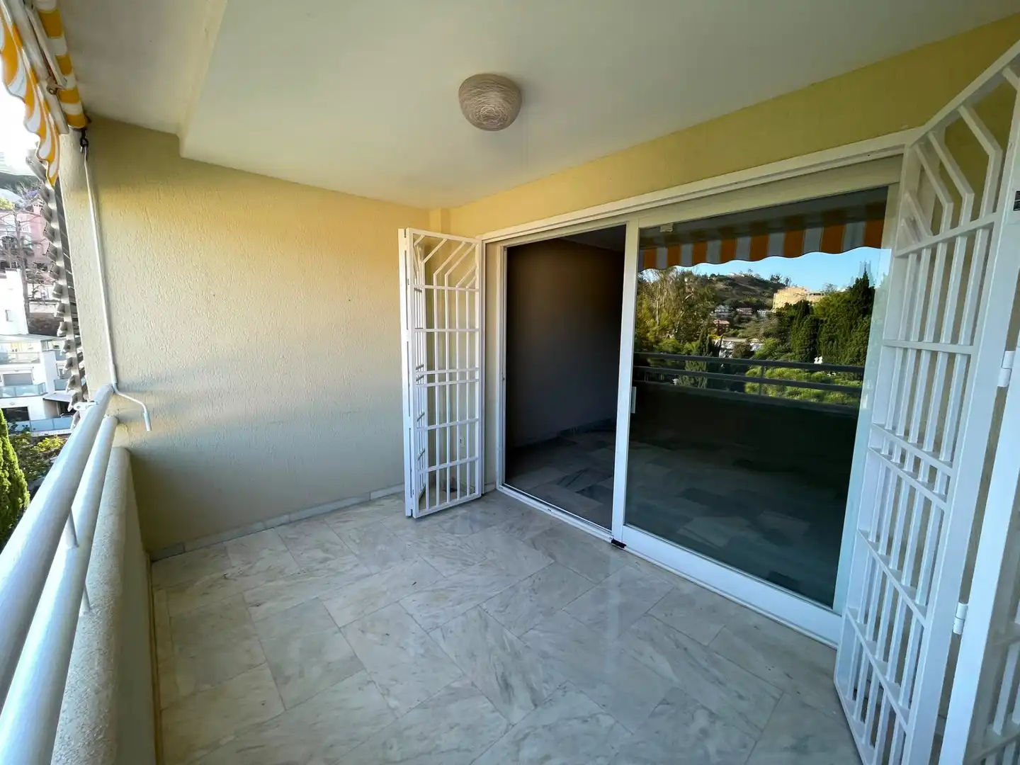 Terraza de Piso de alquiler en Málaga con Terraza, Trastero y Horno