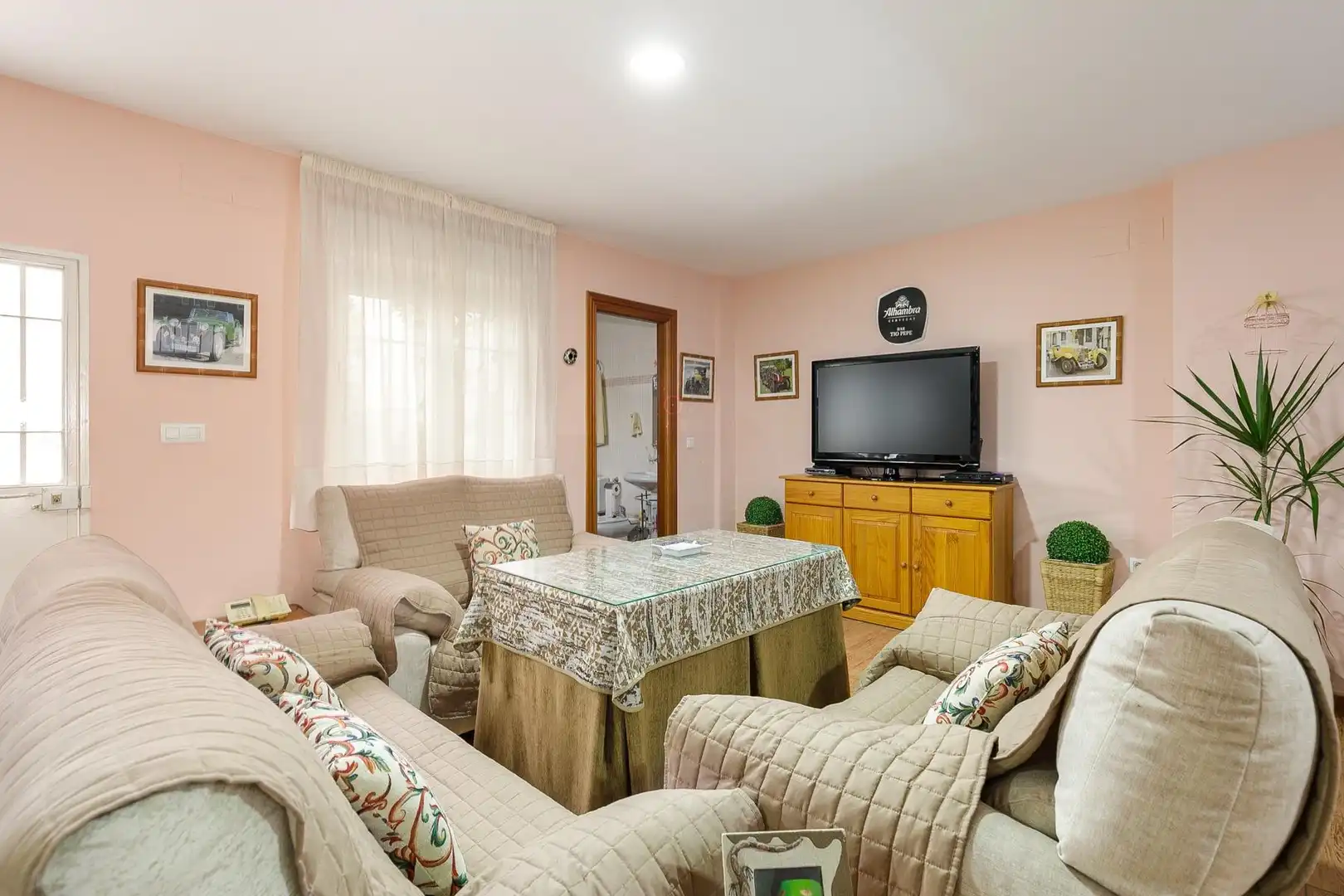 Houses for sale in Calle ZAMORA, Campus de la Salud