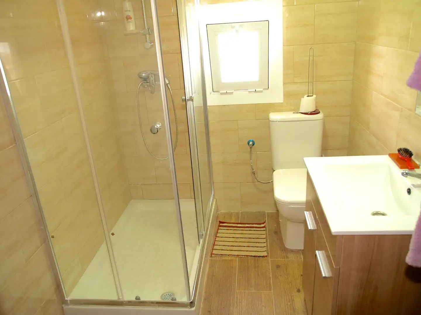 Bathroom of Houses for sale in Terrassa  with Terrace, Storage room and Oven