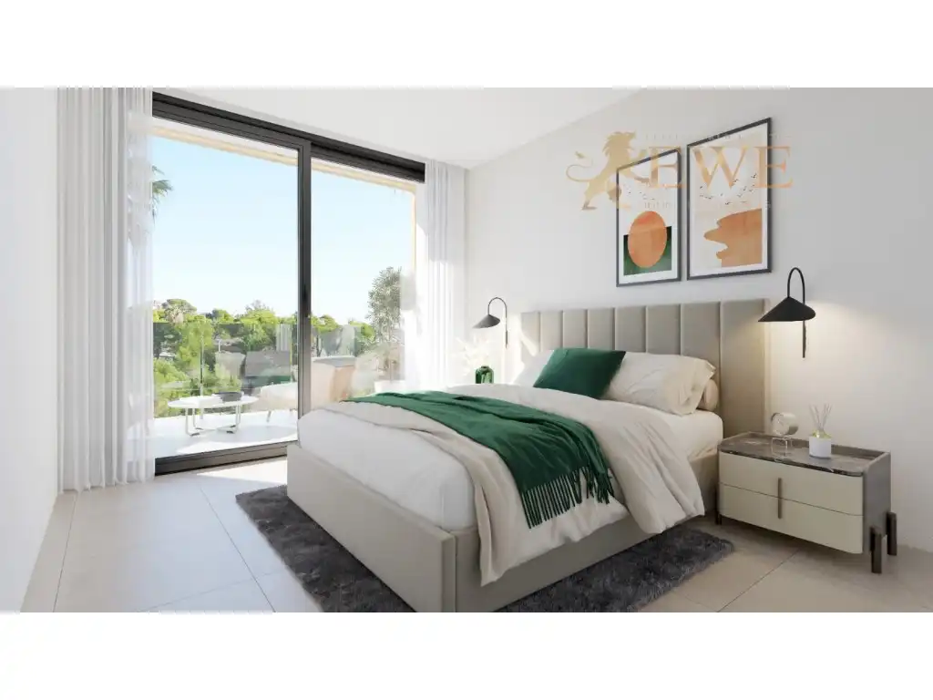 Casa adosada en venta en Calle Praga, Golf Bahía