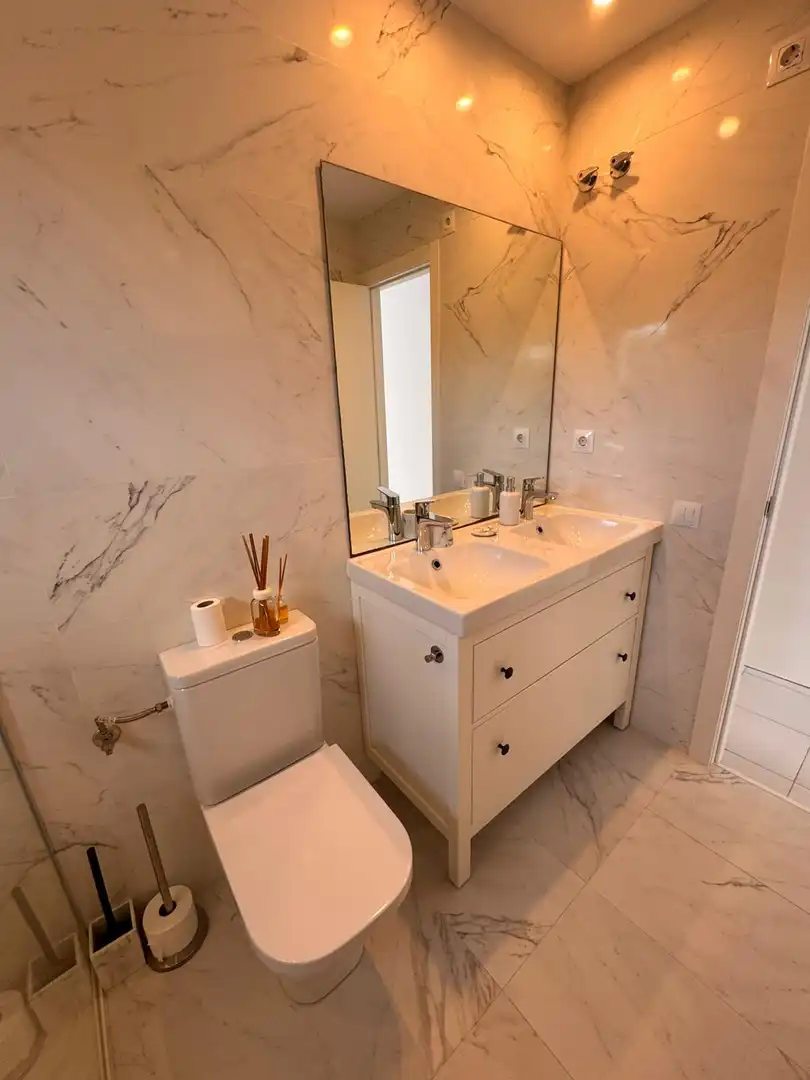 Baño de Apartamento de alquiler en Castell d'Aro, Platja d'Aro i s'Agaró con Jardín privado, Piscina y Horno