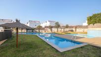 Swimming pool of Planta baja for sale in Sitges  with Air Conditioner, Heating and Private garden