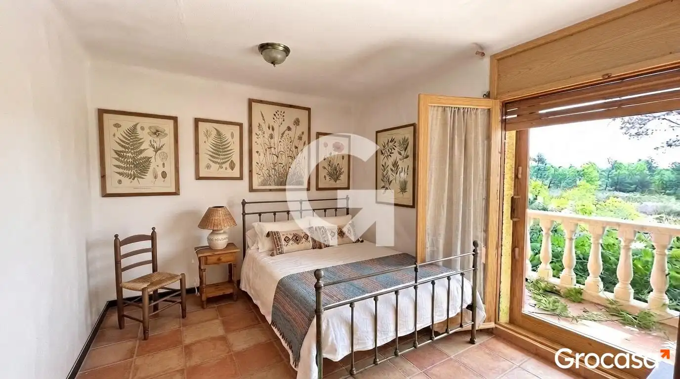 Dormitori de Finca rústica en venda en L'Ametlla de Mar  amb Calefacció, Jardí privat i Terrassa