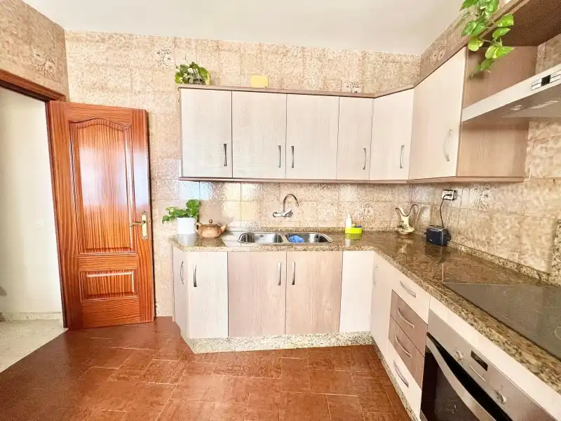 Cuina de Casa o xalet en venda en Málaga amb Aire condicionat, Terrassa i Moblat