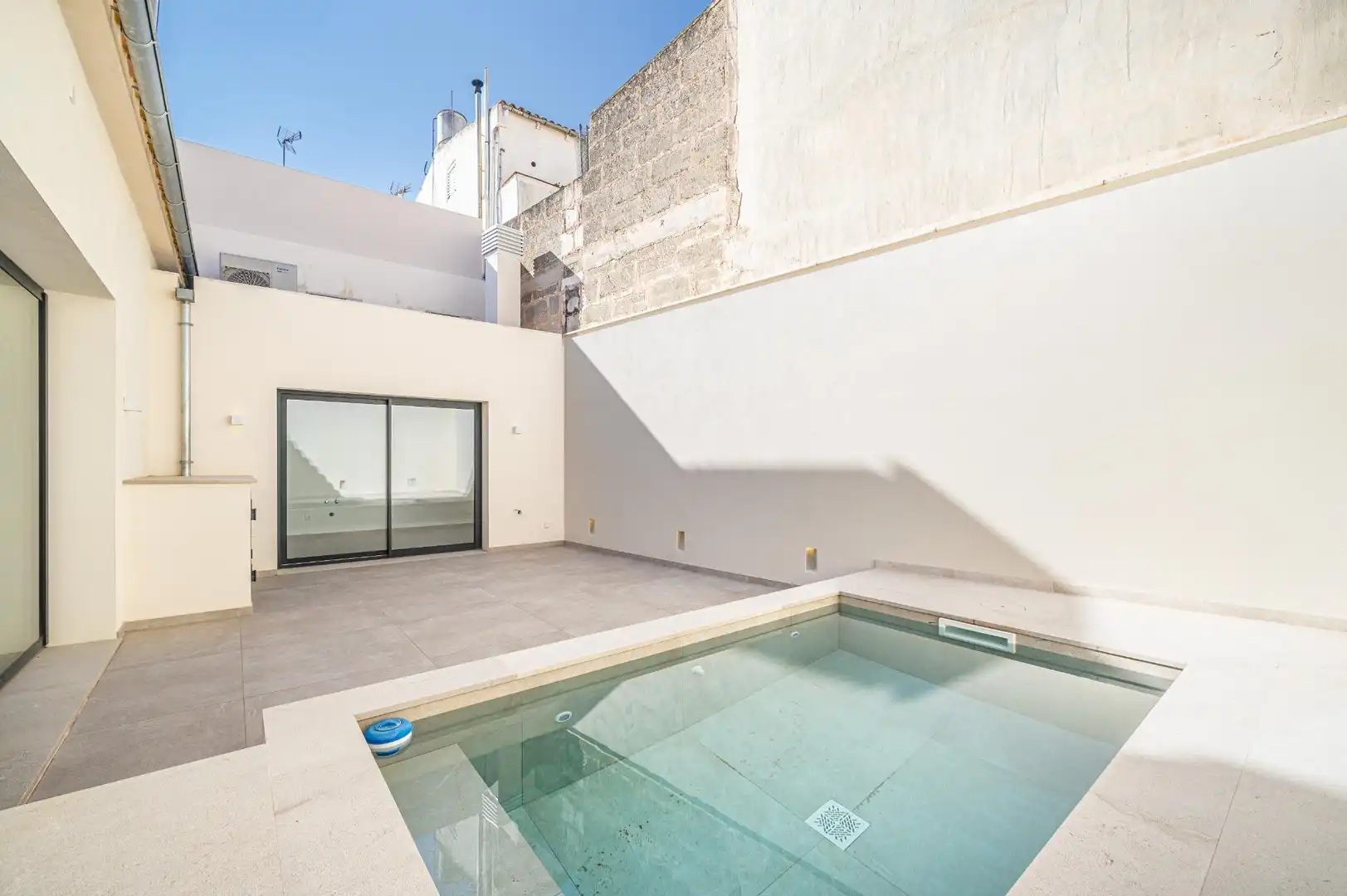 Swimming pool of Houses for sale in Manacor