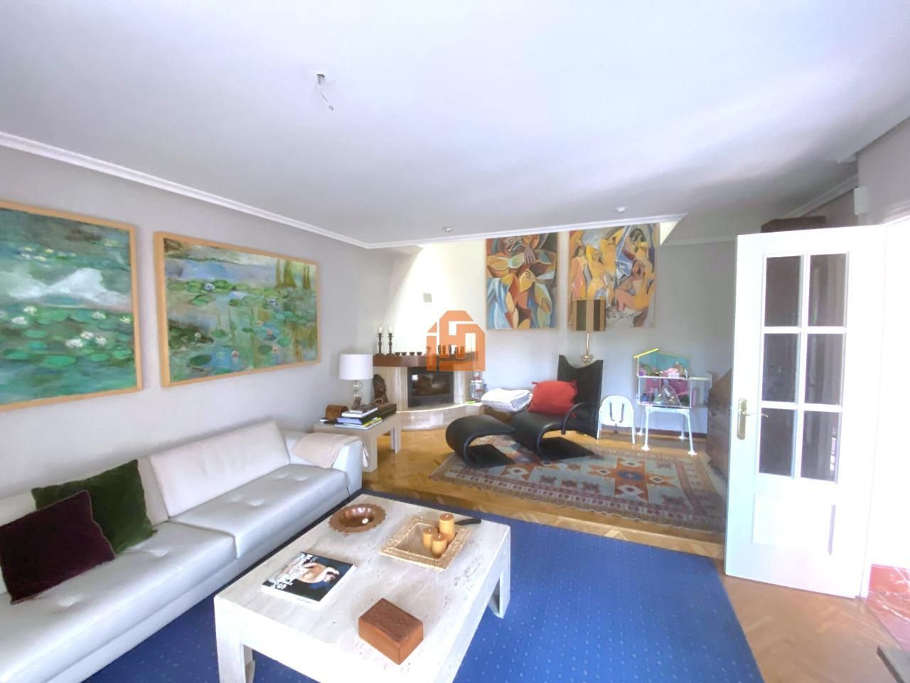 Living room of Single-family semi-detached for sale in San Andrés del Rabanedo  with Heating, Private garden and Parquet flooring