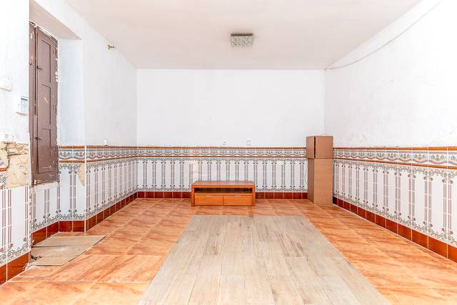 Piso en Venta en C/ Silla en Zona La Ermita