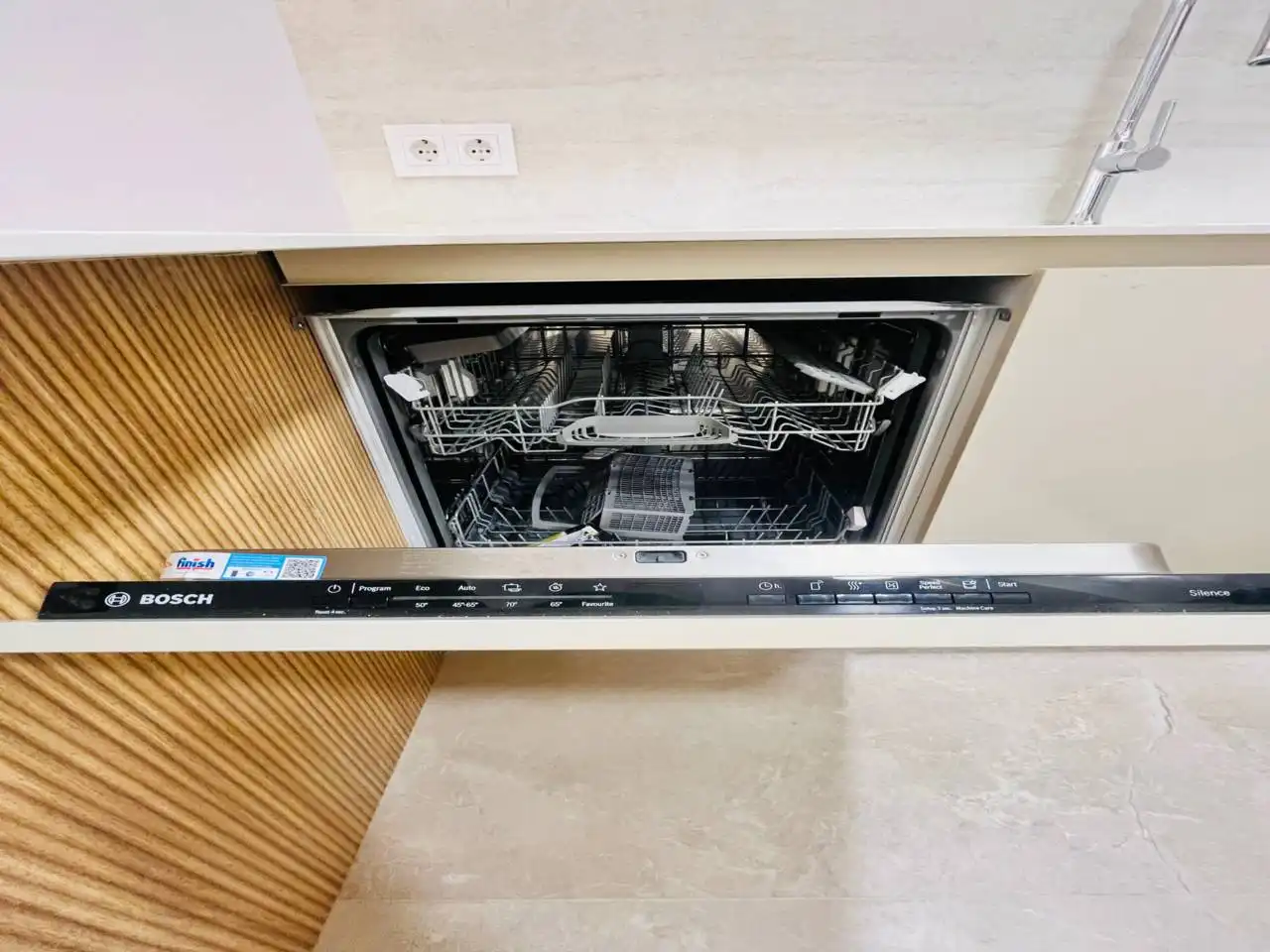 Cuina de Pis en venda en Granollers amb Aire condicionat, Calefacció i Balcó